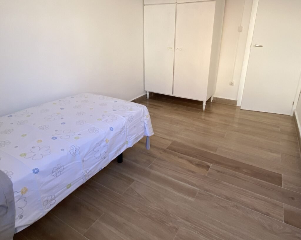 PAM. 35 Room-2 image 3