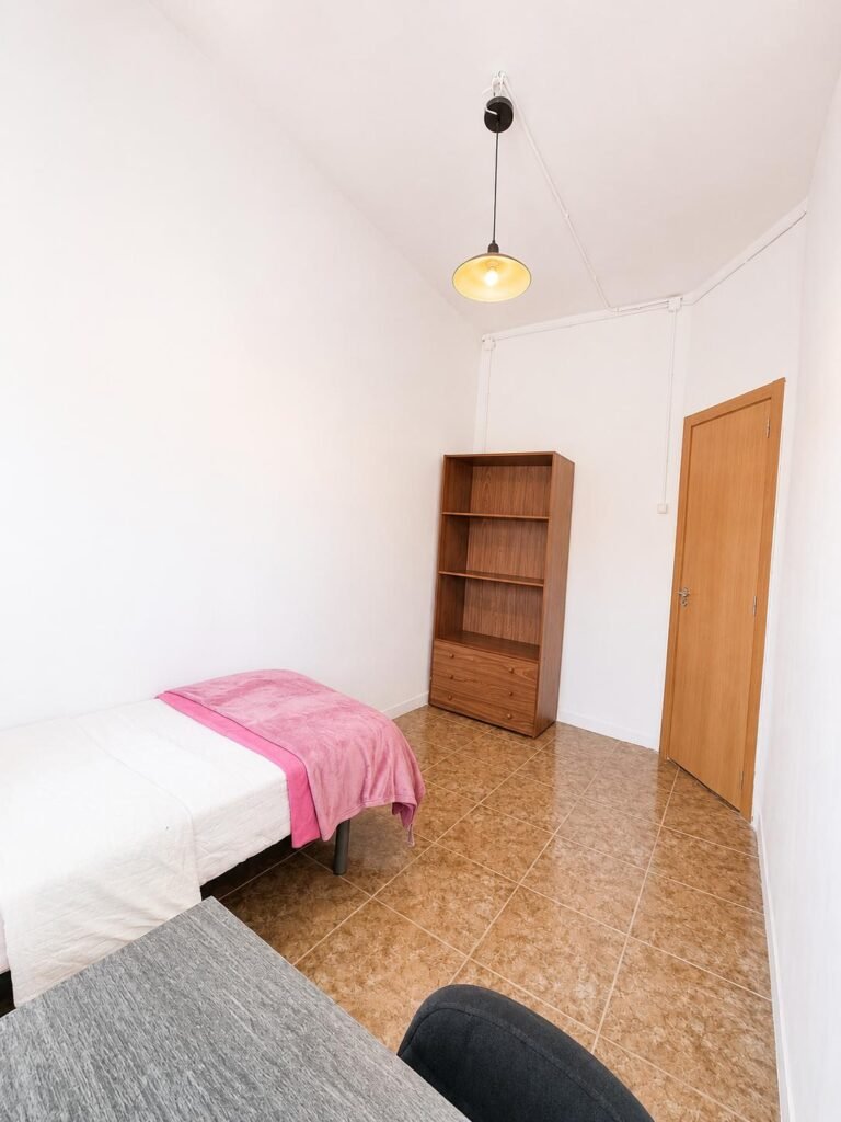 BJG 20. Room-2. image 4