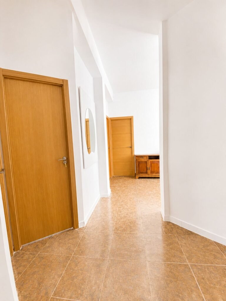 BJG 20. Room-2. gallery image 9