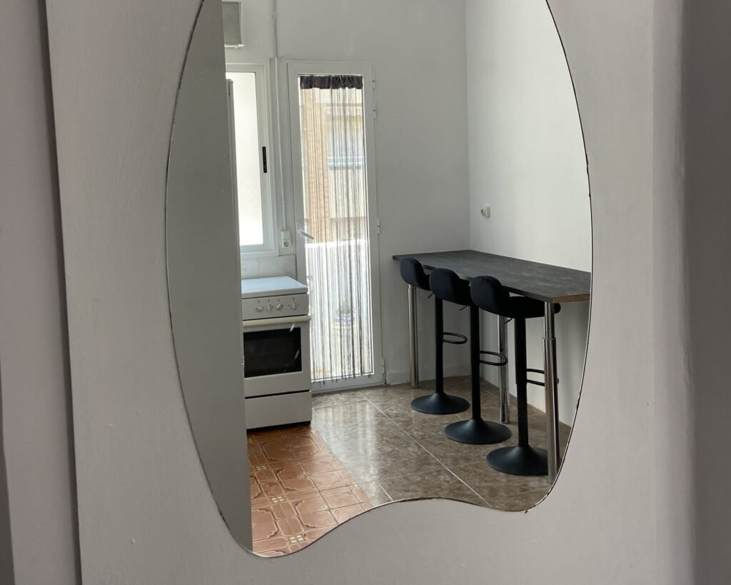 BJG 20. Room-2. AVAILABLE FROM SEPTEMBER gallery image 6