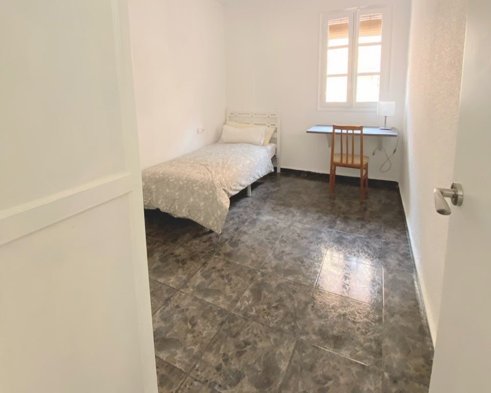 PAM 29.  Room-3